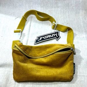 Fydelity Fanny pack. New with Tags